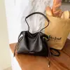 Bolsa de mão casual da moda estilo coreano para mulheres, nova coleção de outono 2026, bolsa de ombro estilosa, bolsa de balde de nicho