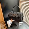 Estilo coreano Bolsa de laço elegante feminina 2024 Nova chegada Bolsa de ombro crossbody Doce distintivo portátil elegante pequeno quadrado Bolsa