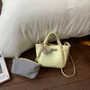 Bolso de Hombro Cruzado de Cuero de Alta Gama de Moda, Versátil, Simple, Casual, Bolso Cubo Nuevo 2026