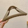 Pinza triangular esmerilada de alta calidad pinza grande de tiburón Rojo de internet pinza para el cabello para la parte trasera de la cabeza 2023 Nuevo