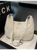 Bolsa Transversal Feminina Bordada em Algodão, Estilo Novo de Inverno Transfronteiriço, Bolsa de Ombro Leve de Grande Capacidade Casual, Bolsa Versátil para o Dia a Dia