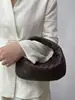 AliExpress Bolsa Feminina Tendência Europeia e Americana Bolinho Bolsa de Ombro Versátil Bolsa de Mão Elegante Couro de Vaca Distintivo Trançado à Mão