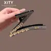 Presilha de Garra Exquisita com Diamantes Inteiros, Acessório de Cabelo Tendência Tipo Pinça de Tubarão para Mulheres, Grampo de Cabelo Fashion de Luxo Leve para a Parte de Trás da Cabeça, Novo Acessório de Cabelo de Alta Qualidade