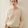 Suéter de Cachemira de Terciopelo Baicai con Cuello en V, Nuevo Llegado Otoño/Invierno 2026, Calado, Versátil, Tejido de Punto Trenzado, Moda, Top de Punto Versátil