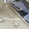 Joyería de diseño delicado y exquisito estilo ins coreano Anillo abierto hueco de plata de ley S925 calcedonia blanca elegante para mujer