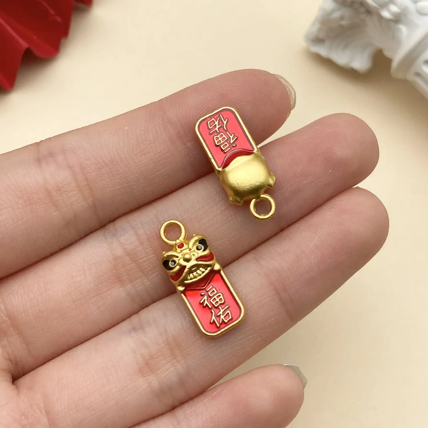 22806-ZY2-红色滴油古法金哑金醒狮福佑19x8mm-