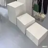 Base de Maniquí de Madera Soporte de Exhibición Plataforma para Pies Plataforma de Transmisión en Vivo Cuadrada Plataforma de Soporte para Exhibición en Ventana de Tienda de Ropa