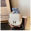 Bolsa Pequena de Verão 2026 Novo Estilo Influenciador da Internet Elegante Bolsa Saco Casual Simples Bolsa Transversal Mão com Pérolas Bolsa Feminina
