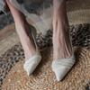 Primavera de 2026 Novo Salto Alto Versátil Bico Fino com Contas para Mulheres Scarpin de Salto Fino Estilo Ins Boca Rasa Sapatos Elegantes para Casamento