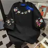 2025 Nueva Divertida Camiseta de Manga Corta con Estampado de Dibujos Animados Shin-Chan para Mujer Verano Casual Holgada Versátil Top Ins