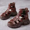 Botas de Cano Curto de Couro com Salto Bloco de Verão Botas de Cano Curto com Plataforma Aumentadoras de Altura Sandálias Boca de Peixe Sandálias de Cano Alto com Solado Grosso Recortadas Sandálias Romanas de Fundo Plano Femininas
