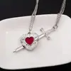 Fuente de Suministro Transfronteriza: Collar de Pareja Espada y Corazón, un Par de Colgantes en Forma de Corazón para el Día de San Valentín, Cadena para Clavícula con una Espada a través del Corazón