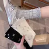 26 Meias Femininas de Algodão de Cano Médio com Borda de Renda Floral Pequena Estilo Japonês, Novidade de Primavera, com Acessórios de Pérola, Meias Moda Princesa