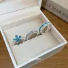 Anillo Abierto Flor con Goteo de Aceite Estilo Coreano Tachonado de Diamantes, Exquisito y Elegante Anillo para Dedo Índice, Anillo de Lujo Ligero y Acabado de Alta Gama