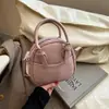 Bolsa Transfronteiriça Nova com Padrão de Lichia 2025 Verão Versátil para o Dia a Dia Bolsa de Mão Moda de Alto Padrão Bolsa de Ombro Único Transversal