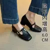 Sapatos de couro grossos de salto médio estilo francês para mulheres, novo modelo de outono 2026, adequados para combinar com saias, mocassins Mary Jane, sapatos de salto alto simples