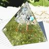Transfronterizo Nuevo Producto Pirámide de Cristal Piedra Triturada Resina Hogar Escritorio Artesanía Adorno Regalo Mini Modelo 3D