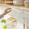 Suporte de Papel Toalha de Cozinha Estilo Japonês Armário Pendurado Suporte para Rolo de Papel Suporte de Filme sem Furo Suporte para Pano Preguiçoso