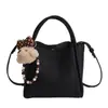 Bolso de Mano Pequeño para Mujer para Salir, Nueva Moda 2026 Gama Alta Nicho Súper Popular Bolso Cubo Cruzado de Hombro para Viajar