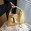 Bolsa Tote Grande para Deslocamento para Mulheres 2025 Nova Bolsa Casual de Nicho de Ombro Único Transversal Mochila Simples e Estilosa