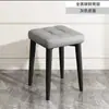 Nova cadeira de jantar acolchoada macia empilhável estilo luxo para uso doméstico, cadeira com encosto para quarto, banquinho pequeno simples, cadeira de maquiagem