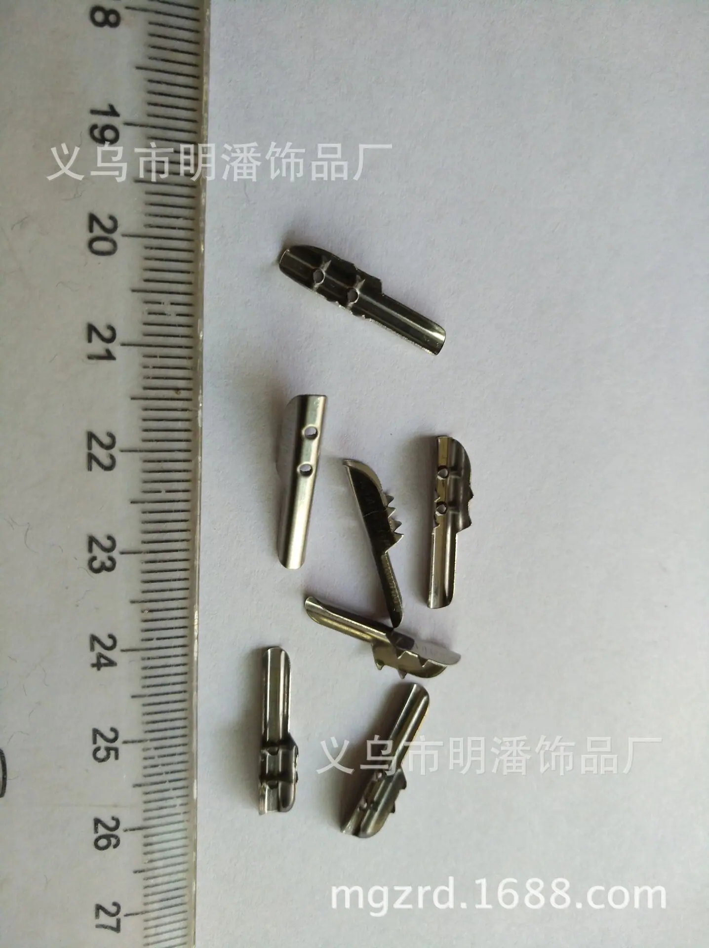 两点新扣