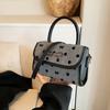 Estilo coreano Bolsa de laço elegante feminina 2024 Nova chegada Bolsa de ombro crossbody Doce distintivo portátil elegante pequeno quadrado Bolsa