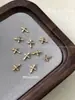 Accesorios de aleación con forma de cruz para arte de uñas, dulces y geniales, incrustados con diamantes, estilo punk retro, decoraciones y accesorios góticos oscuros para uñas, venta al por mayor