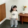 Conjunto de Tres Piezas de Chaleco para Bebé Niña Estilo Coreano de Principios de Primavera, Chaleco de Punto Súper Lindo para Niños, Camiseta Base y Pantalones para Primavera y Otoño
