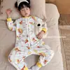 Saco de dormir de franela engrosada con piernas separadas para niños en invierno, Ropa de dormir cálida para bebé, Mameluco Anti-Patadas para uso en casa, Adecuado para niños pequeños y medianos