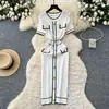 Estilo Tweed de Alta Gama Moderno Hebilla Metálica Contrastante Delgado Delgado Vestido de Verano para Mujer Ceñidor de Cintura Elegante Vestido Suéter