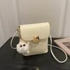Bolsa Quadrada Pequena Fofa Estilo Coreano Bolsa com Textura Elegante e Fashion Bolsa Versátil Doce e Feminina Bolsa de Mão Bolsa de Ombro Bolsa Transversal Simples