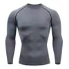 Camiseta de compresión de manga larga de secado rápido transfronteriza de Amazon para hombre, adecuada para entrenamiento y running, deportiva elástica de color sólido transpirable con cuello redondo, ropa de fitness
