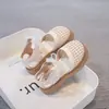 Sapatos de Menina, Sapatos de Princesa para Crianças, Novo Estilo Verão 2026, Sandálias Estilosas com Solado Macio, Malha, Laço, Vazadas