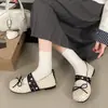 Zapatos de Salón Individuales Retro de Tacón Grueso Boca Baja para Mujer Primavera 2026 Nuevos Estilo Lindo Dulce Hebilla Cruzada de Lazo Zapatos Mary Jane de Lunares