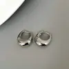 Aretes de Anillo de Viento Frío Metálico Diseño Nicho Aretes de Alta Gama Nuevas Explosiones 2024 Aretes Elegantes Moda para Mujer