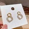 Pendientes de perla hueca con pliegues y aguja de plata, estilo literario, pendientes de temperamento de moda, pendientes de nicho, venta al por mayor para mujeres