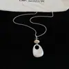 Collar Colgante de Flor Estrella Geométrica Japonés y Coreano Más Vendido, Cadena para Clavícula de Lujo Ligero Nicho de Gama Alta, Joyería Estilo Ins para Mujer