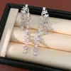Aretes de Aguja de Plata con Cuadrados de Circonita y Borlas Largas, Lujo Ligero y Sensación de Alta Gama, Aretes de Moda de Nicho Únicos y Estilizados