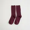 Calcetines de felpa para primavera y otoño color liso para niñas damas japoneses de doble aguja tubo de algodón calcetines de mujer fabricantes venta al por mayor