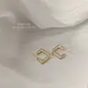 Brincos Design de Sentido Avançado Quadrado Vazado Brincos Distintivos Outono e Inverno Brincos Quadrados Geométricos 2023 Nova Moda