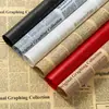 Cor de Couro Cor de Jornal Retrô Inglês Papel de Embrulho Papel de Embrulho para Buquê de Flores Papel Liso Coreano Impermeável Arte Floral Floricultura Atacado