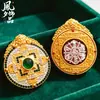 Collar Tanka de Qinghai Regeong Caja Gawu Giratoria de Alto Nivel Chapada en Oro con Accesorios de Tara Verde y Dios Amarillo de la Riqueza en Estilo Chino