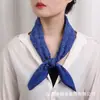 Bufanda Cuadrada de Algodón con Pedrería de Moda de 70 cm Estilo Mori Bufanda Pequeña Calentador de Cuello Decorativo Atmosférico Pañuelo para la Cabeza Estilo Étnico Bufanda de Seda