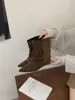 [] Botas curtas femininas de bico fino e salto bloco de 7 cm, tamanho pequeno, Outono/Inverno 2026, Botas Merade