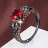 Anillo de Calavera Piedra de Llama con Circonita Redonda de Cuatro Garras, Joyería Exquisita y Atmosférica para el Dedo Índice de Mujer, Exclusivamente para Ventas Transfronterizas