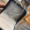 Collar de Lujo Ligero Corazón Gota de Agua Alas de Ángel para Mujer Cadena de Clavícula de Nicho de Lujo Ligero Gama Alta 2025 Nuevo Versátil