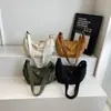 Bolsa Transfronteriza de Gran Capacidad para Mujer, Nuevo Diseño de Nicho Primavera/Verano 2025, Bolso Sencillo Tipo Empanada para Viajes Diarios, Bolso de Hombro y Cruzado