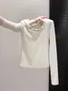 Top Base Estilo Europeu com Decote U e Rebites, Design de Nicho para Mulheres, Primavera e Outono, Slim Fit, Hot Girl, Ombro Normal, Manga Longa