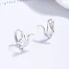 Aretes de serpiente para mujer de plata de ley 925 estilo nuevo personalizados ins moda animal serpiente pequeña clavo de lóbulo de la oreja hueso de la oreja temperamento de nicho joyería para el oído